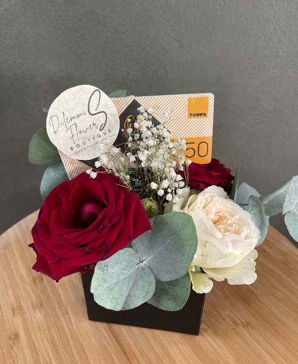 Dilemmis Flowers Giftbox