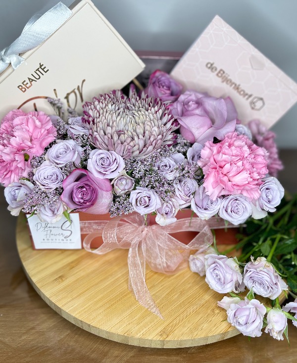 Dilemmis Flowers Giftbox