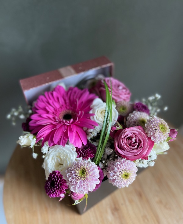 Dilemmis Flowers Giftbox